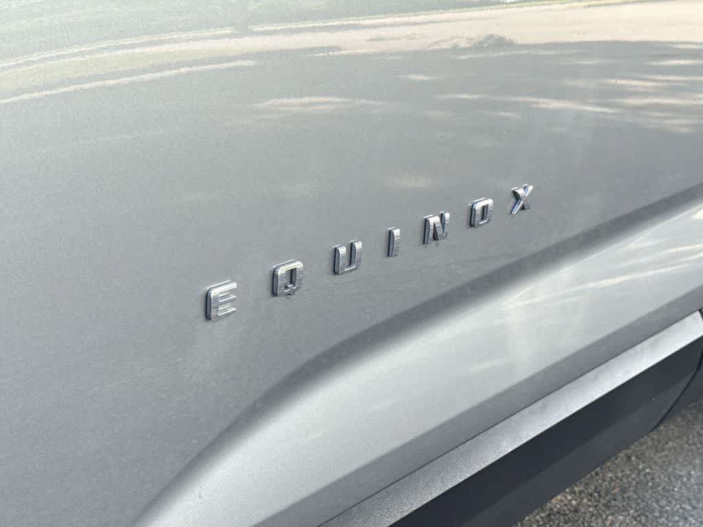 Used 2025 Chevrolet Equinox LT FWD image 10