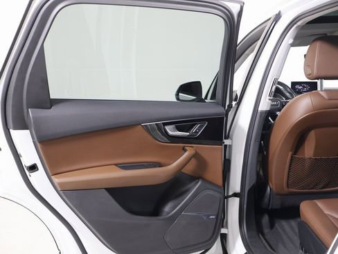 Used 2018 Audi Q7 3.0T Premium Plus w/ Premium Plus Package image 22