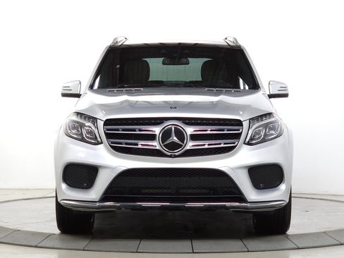 Used 2017 Mercedes-Benz GLS 550 4MATIC image 3