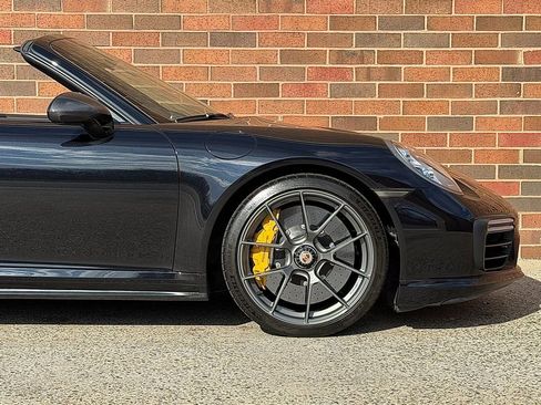Certified 2019 Porsche 911 Turbo S image 11