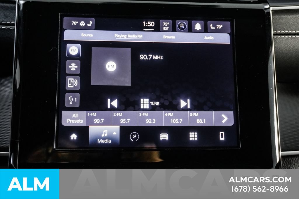 Used 2025 Jeep Grand Cherokee Altitude AWD/4WD image 40