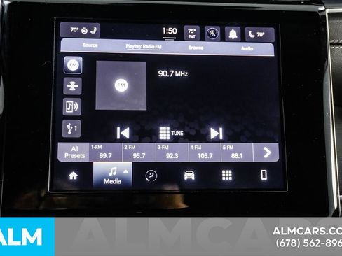 Used 2025 Jeep Grand Cherokee Altitude AWD/4WD image 40