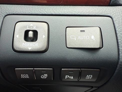 Used 2010 Lexus LS 460 L RWD image 20