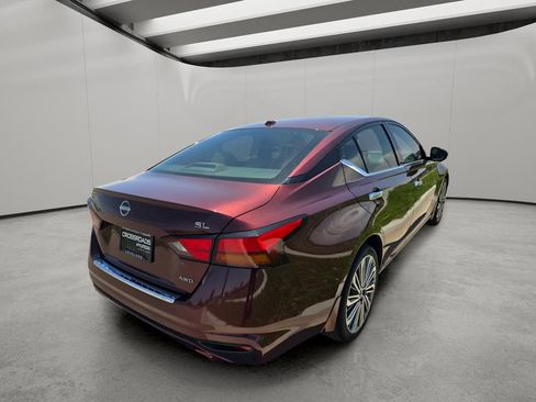 Used 2023 Nissan Altima 2.5 SL AWD/4WD image 5