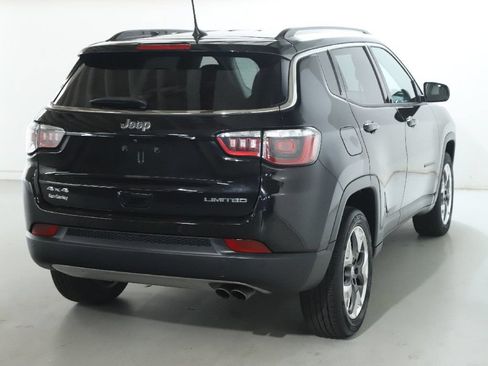 Used 2018 Jeep Compass Limited w/ Safe & Security Group AWD/4WD image 43