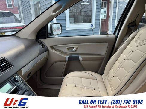 Used 2014 Volvo XC90 3.2 image 9