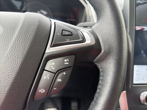 Used 2024 Ford Edge SEL AWD/4WD image 25