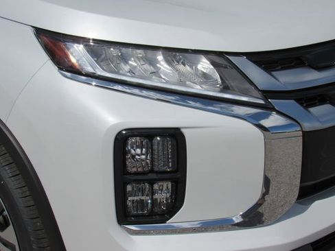 New 2026 Mitsubishi Outlander Sport SE AWD/4WD image 9