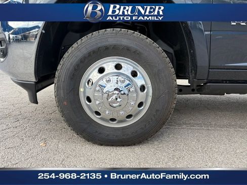 New 2026 RAM 3500 Longhorn image 9