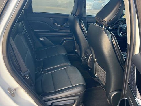 Used 2021 Lincoln Corsair AWD w/ Premium Package image 13