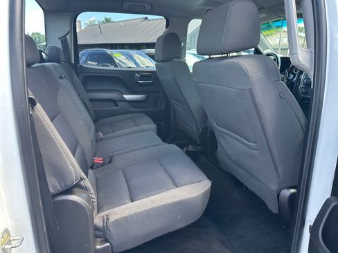 Used 2018 Chevrolet Silverado 2500 LT AWD/4WD image 19