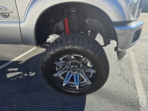 Used 2012 Ford F250 Lariat w/ Lariat Ultimate Pkg image 14