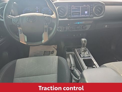 Used 2021 Toyota Tacoma TRD Off-Road image 21