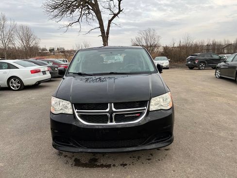 Used 2012 Dodge Grand Caravan SE FWD image 2