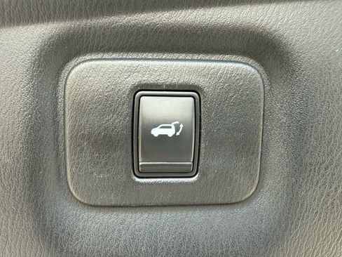 Used 2019 INFINITI QX60 Luxe w/ Essential Package image 24