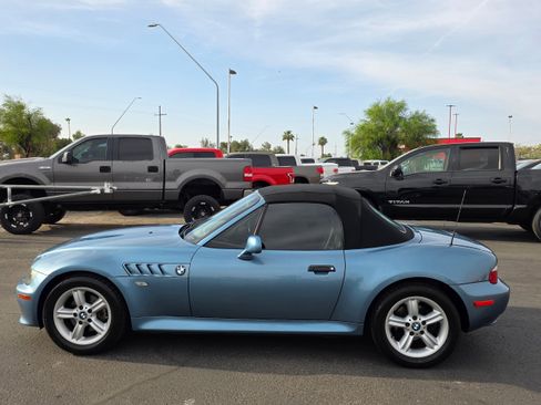 Used 2001 BMW Z3 2.5i RWD image 2