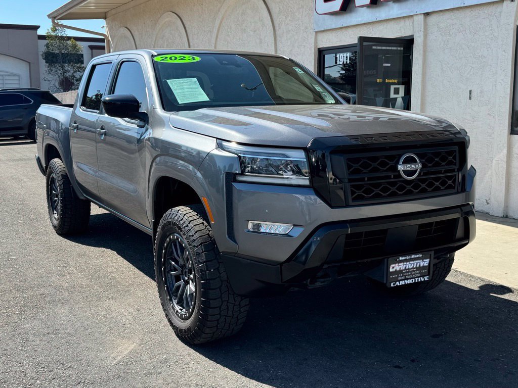 Used 2023 Nissan Frontier SV w/ Midnight Edition Package AWD/4WD image 1