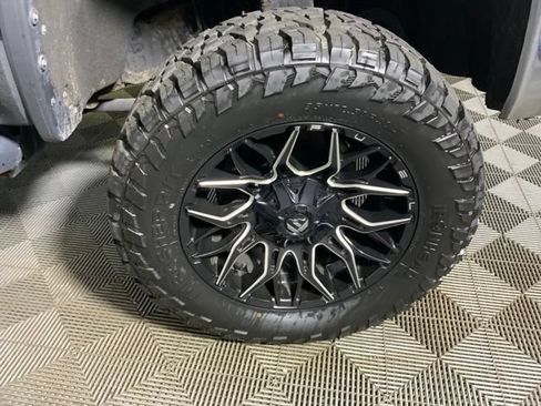 Used 2019 GMC Sierra 2500 SLT AWD/4WD image 13