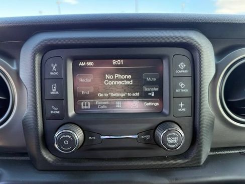 Used 2018 Jeep Wrangler Unlimited Sport AWD/4WD image 11