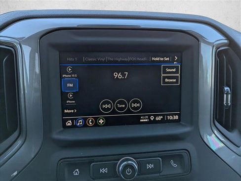 Used 2024 Chevrolet Silverado 1500 Custom image 17