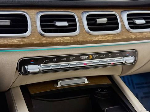 Used 2022 Mercedes-Benz GLE 350 image 18