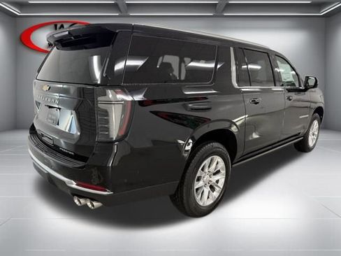 New 2025 Chevrolet Suburban Premier AWD/4WD image 4