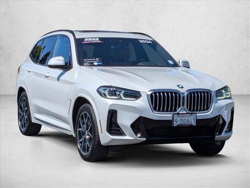 Used 2024 BMW X3 xDrive30i w/ Premium Package AWD/4WD image 3