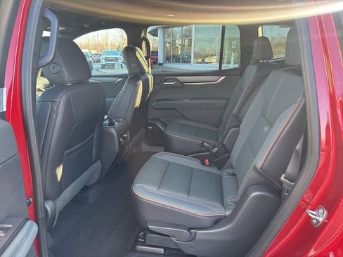 New 2026 GMC Acadia AT4 w/ Luxury Package image 10