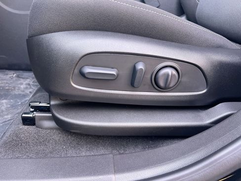 New 2025 Chevrolet Blazer LT w/ Midnight/Sport Edition image 13