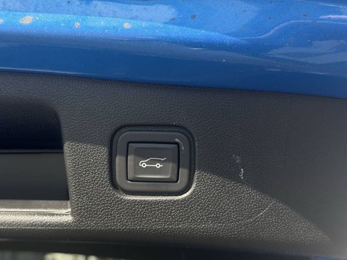 Used 2024 Chevrolet Blazer EV LT AWD/4WD image 35