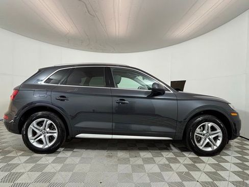Used 2019 Audi Q5 2.0T Premium w/ Convenience Package AWD/4WD image 8