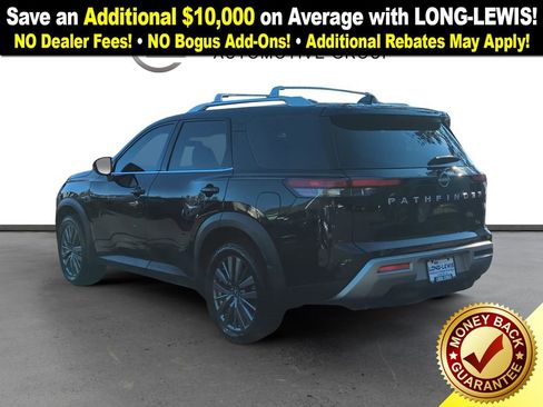 Used 2024 Nissan Pathfinder SL w/ SL Premium Package image 4