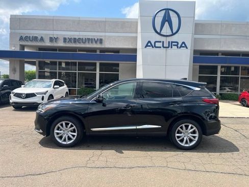 Used 2024 Acura RDX SH-AWD image 3
