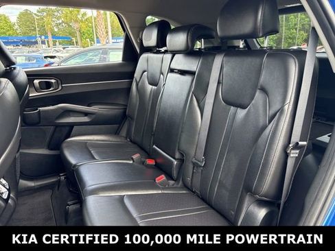 Certified 2022 Kia Sorento S FWD image 12