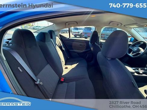 Used 2024 Nissan Sentra SV FWD image 25