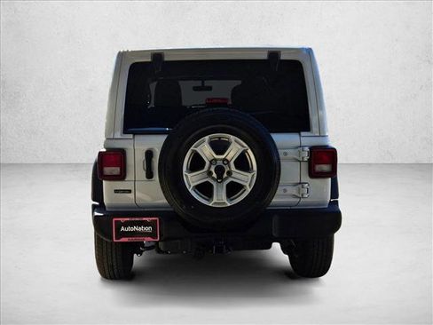 Used 2022 Jeep Wrangler Unlimited Sport w/ Sun And Sound Package image 6