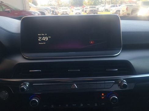 Used 2022 Kia Telluride LX image 11