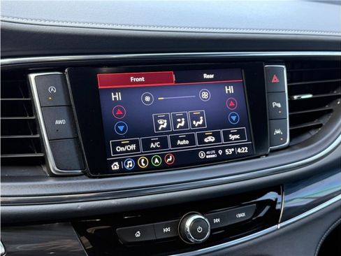 Used 2022 Buick Enclave Premium image 51