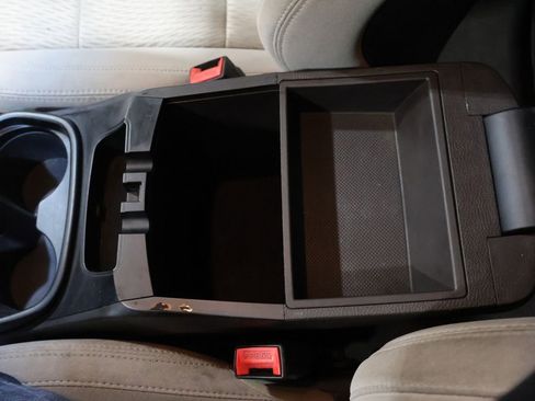 Used 2018 Hyundai Santa Fe Sport image 29