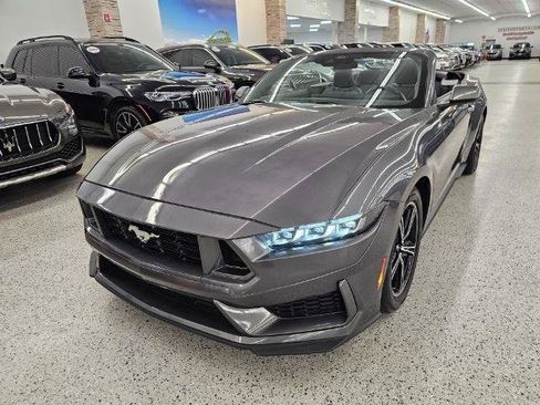 Used 2025 Ford Mustang Premium RWD image 8