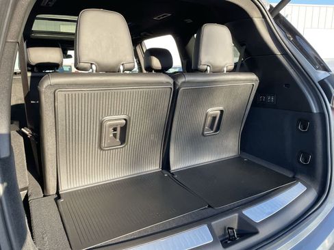 Certified 2024 Cadillac XT6 Premium Luxury w/ LPO, Floor Liner Package image 17