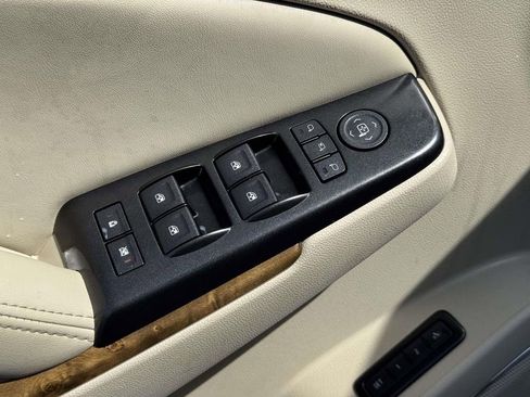 Used 2016 GMC Yukon XL Denali w/ Open Road Package image 19