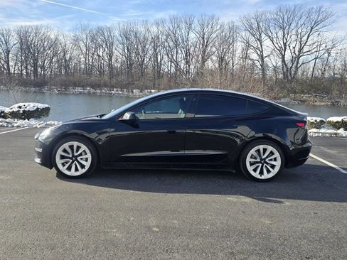 Used 2022 Tesla Model 3 Long Range image 11