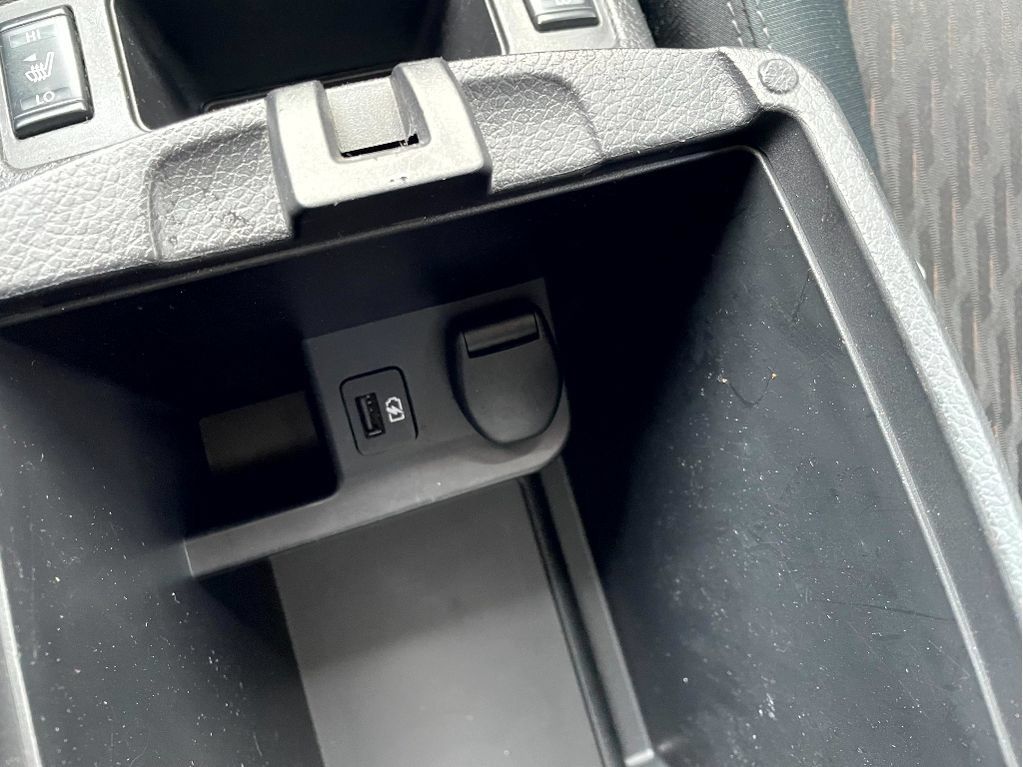 Used 2019 Nissan Rogue SV AWD/4WD image 20