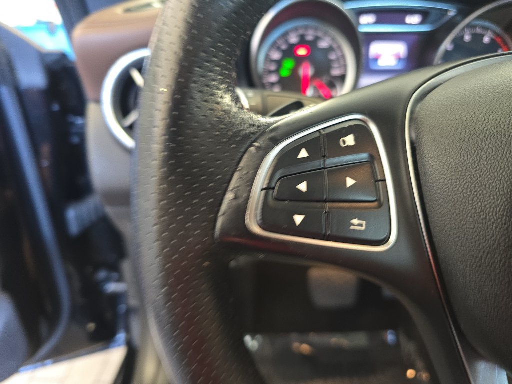 Certified 2018 Mercedes-Benz CLA 250 image 15