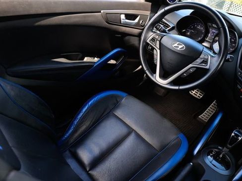 Used 2014 Hyundai Veloster Turbo image 21