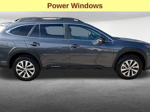 Certified 2025 Subaru Outback Premium image 9