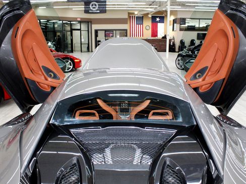 Used 2017 McLaren 570S Coupe image 11