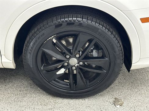 Used 2018 Audi Q3 2.0T Premium image 39