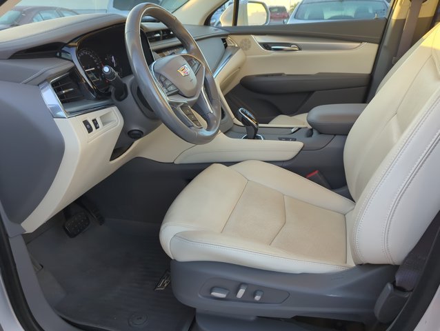 Used 2019 Cadillac XT5 Premium Luxury FWD image 11